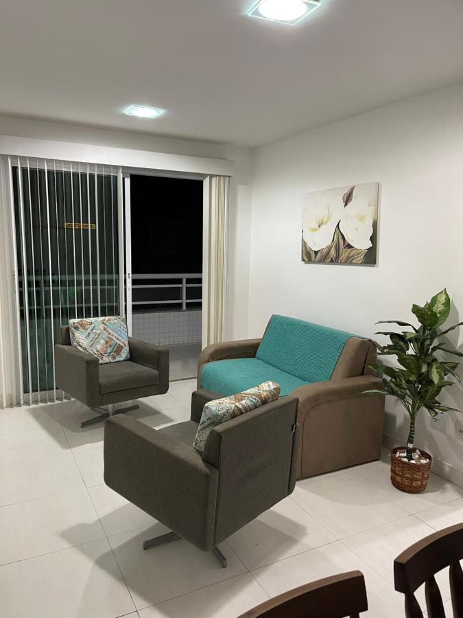 Apartamento Com Varanda E Piscina กาโบฟรีโอ ภายนอก รูปภาพ