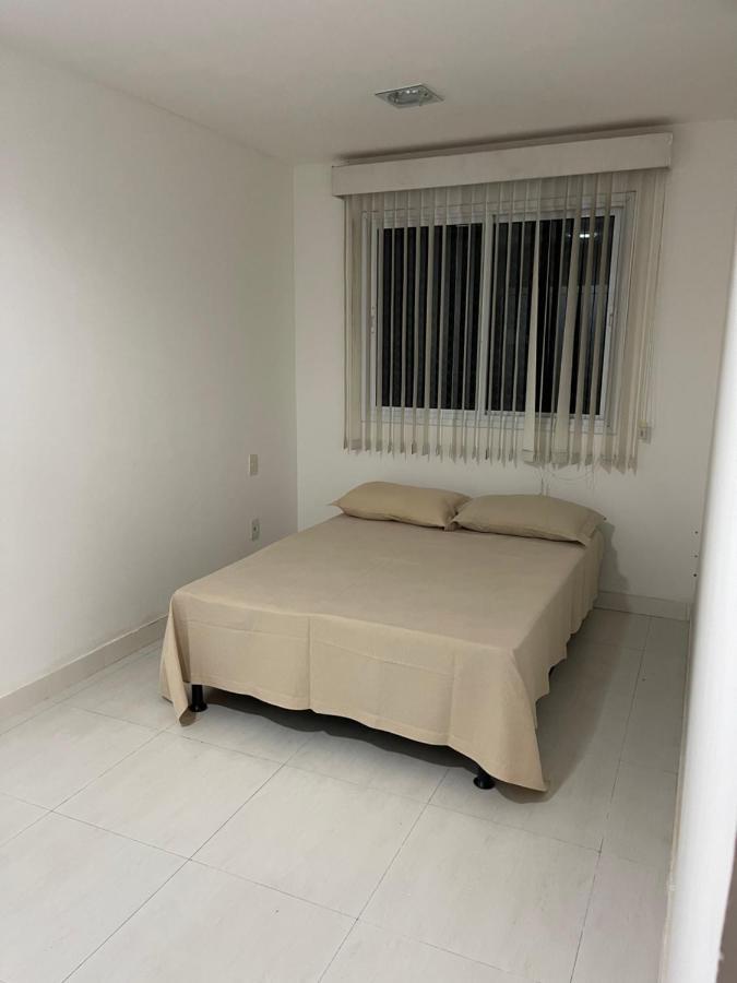 Apartamento Com Varanda E Piscina กาโบฟรีโอ ภายนอก รูปภาพ