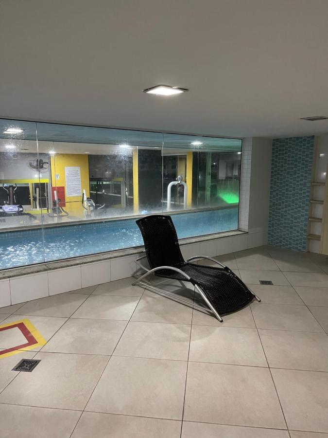 Apartamento Com Varanda E Piscina กาโบฟรีโอ ภายนอก รูปภาพ